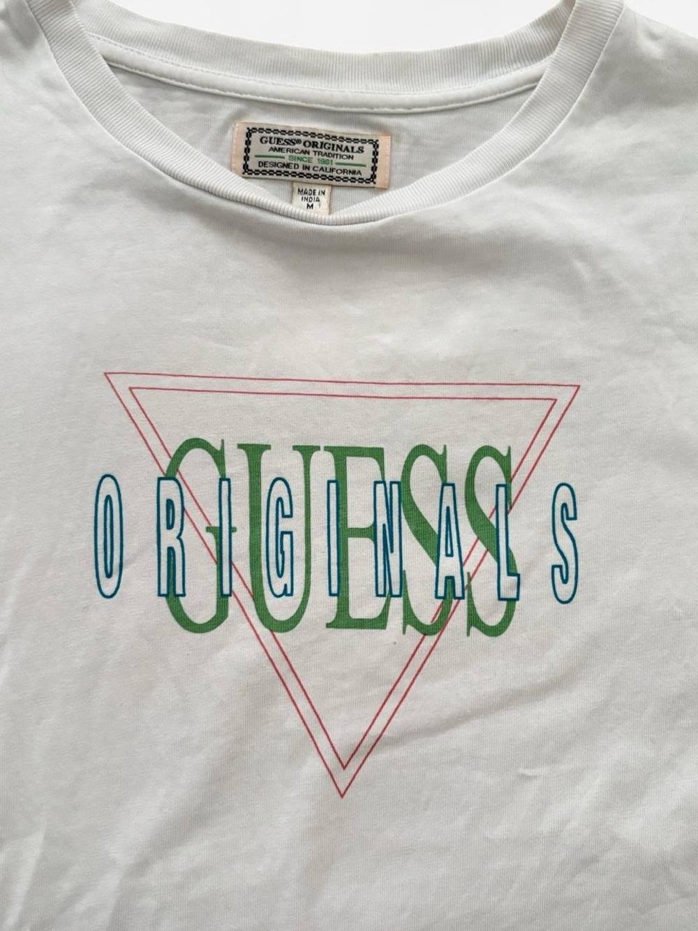 Guess white graphic tee with bold logo, Size M
